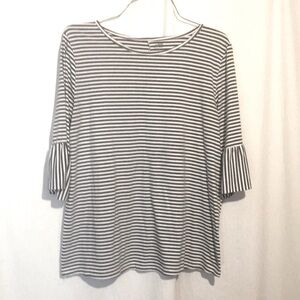 Tickled teal top with quarter ruffled sleeves size extra large